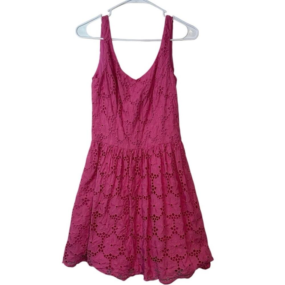 Lilly Pulitzer Calhoun Scoop Neck Eyelet Lace Dress Size 2 Pink Preppy Feminine
